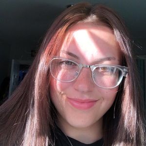 Meet your Posher, Jasmin